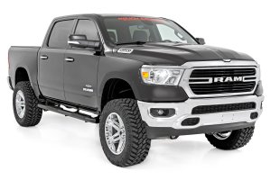 Ram 1500 Oval Nerf Step - Crew Cab - Rough Country - Black - '19-'23